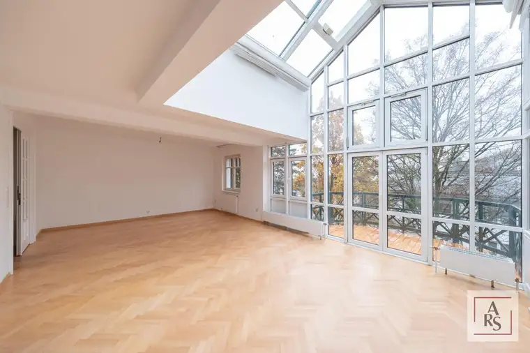 RAUM FÜR ALLE IM GRÜNEN PARADIES220 m² HAUS I WINTERGARTEN I GARAGE