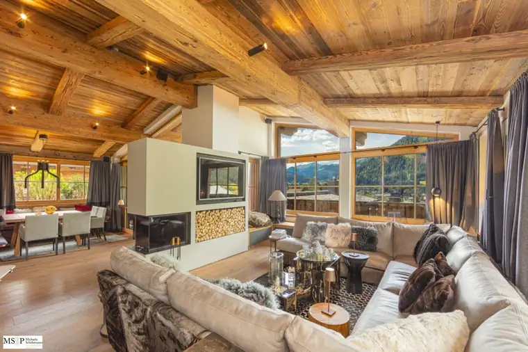 Reith bei Kitzbühel: Exklusives Chalet in top Lage und Ausstattung