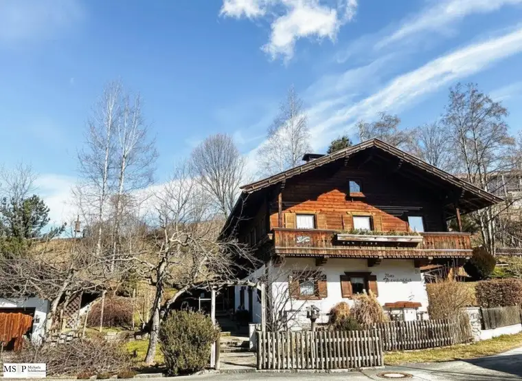 Reith bei Kitzbühel: Baugrundstück mit Altbestand in zentraler Lage