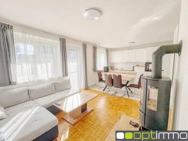 Charmante Erdgeschosswohnung mit großem Garten - saniert &amp; zentral gelegen