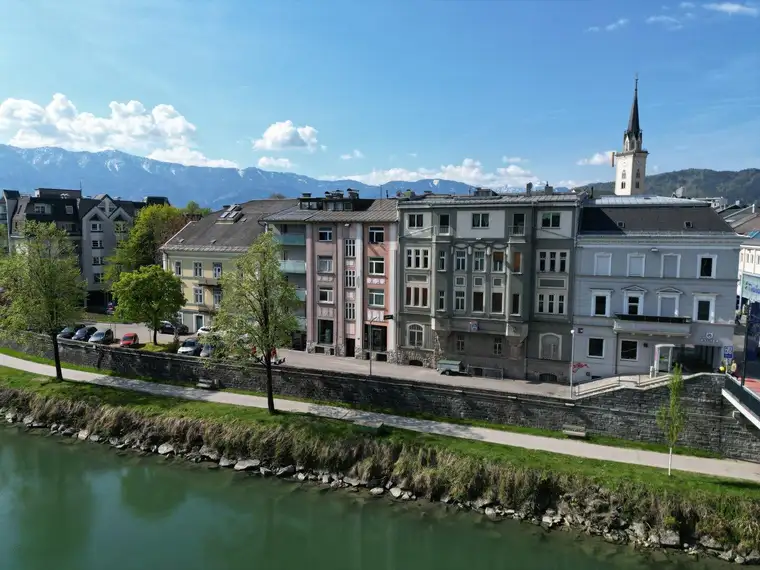 Zinshaus in Bestlage von Villach – direkt am Drauufer mit attraktivem Entwicklungspotenzial zu kaufen!