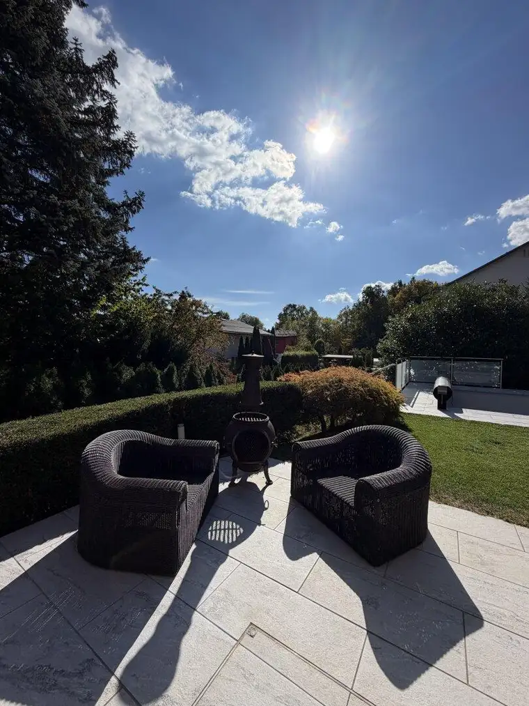 Exklusives Designerhaus mit Pool &amp; Poolhaus in sonniger Ruhelage von Graz-Andritz