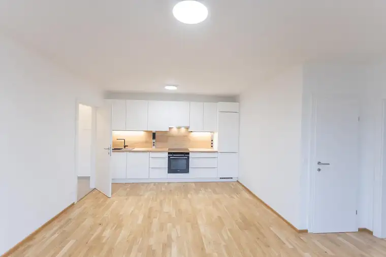 Zentrale Lage in 1210 Wien - Komplett und modern sanierte 3 Zimmer Eigentumswohnung in Floridsdorf - provisionsfrei zu verkaufen!