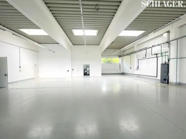Hallenflächen in guter Hartberger Lage