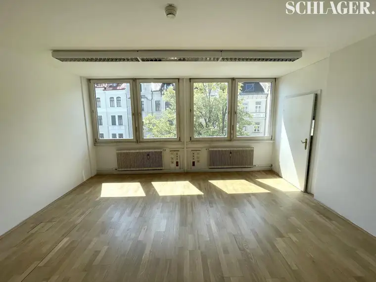 Helles Büro in Innenstadtlage