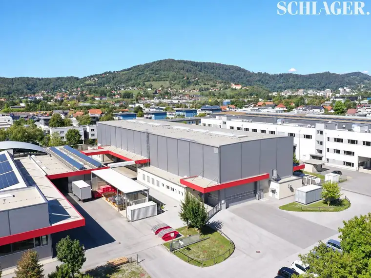 Betriebsobjekt mit Kran - im Grazer Süden