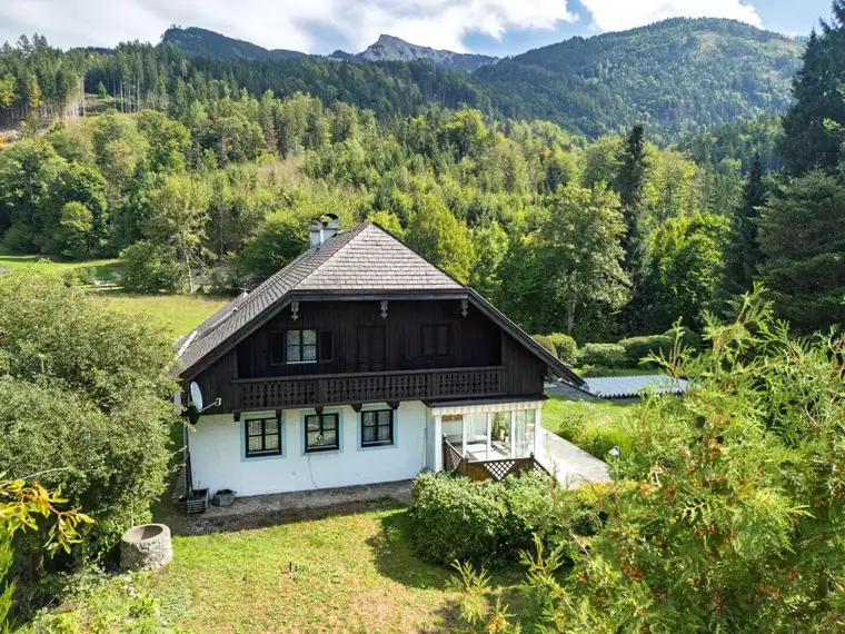 Zweifamilienhaus in St.Gilgen-Winkl zu verkaufen