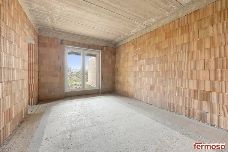 Rohbau mit großem Potential - 980m² Grundstücksfläche