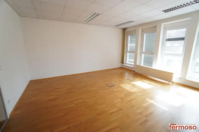 Modernes Büro im STYRIA CENTER – zentrale Lage mit durchdachtem Grundriss