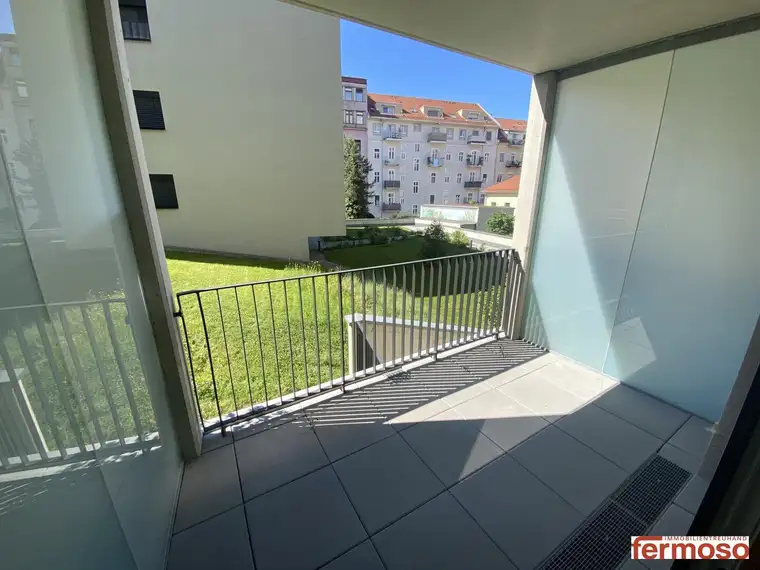 Moderne Garconniere mit Loggia – durchdacht, hell &amp; sofort beziehbar