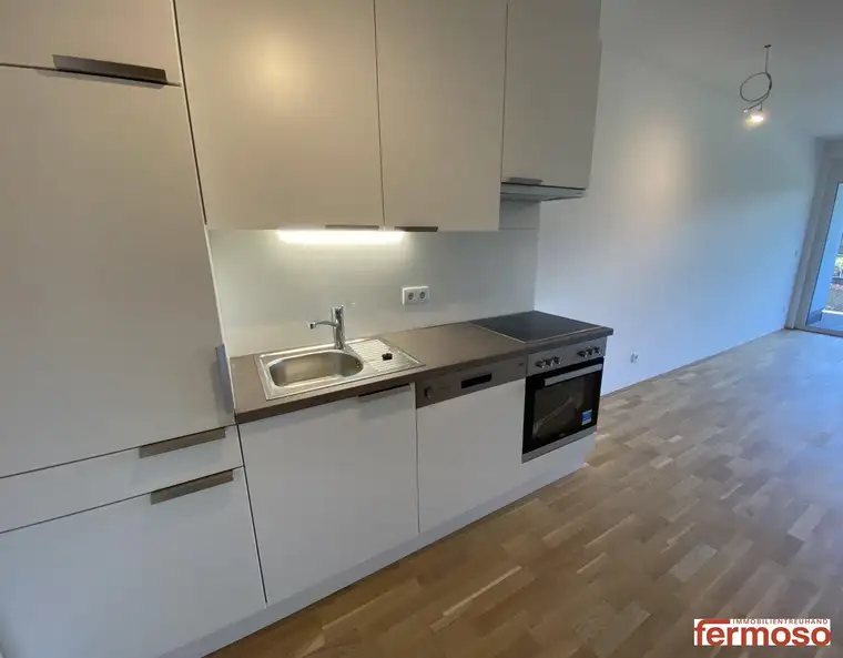 Großzügige 2-Zimmer-Wohnung mit Loggia &amp; Wohlfühlfaktor