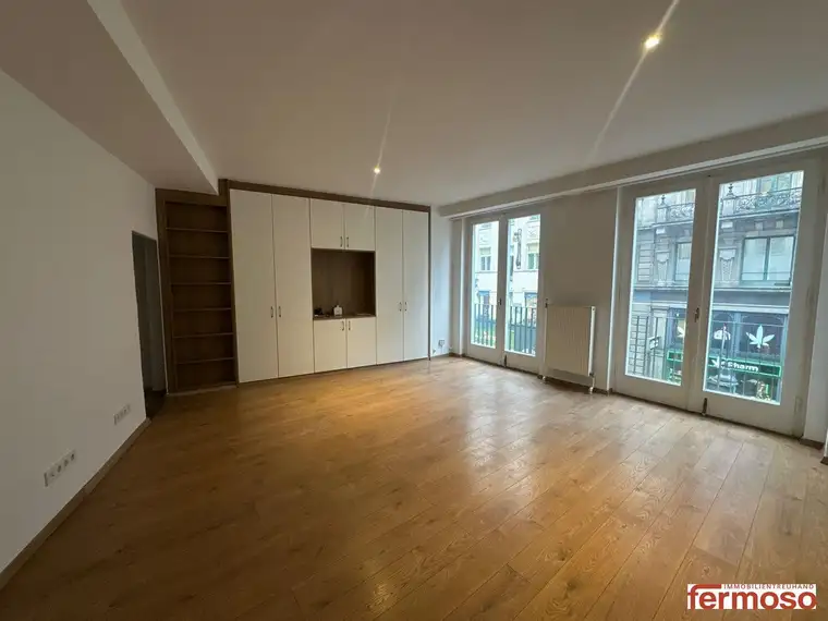 Moderne Wohn&amp;Bürofläche mit Balkon im Herzen Wiens