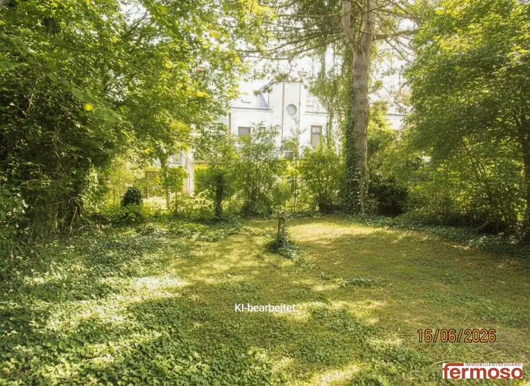 Traumgrundstück 696m² in 1110 Wien – Perfekt für Ihr Eigenheim! Sehr grün und mit einem teilweisen sehr alten Baumbestand am Grundstücksrand