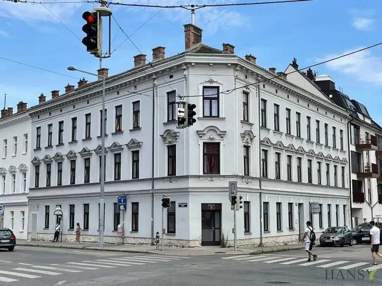 Befristet vermietetes Zinshaus mit 4,2 % Rendite und DG-Ausbaupotenzial!