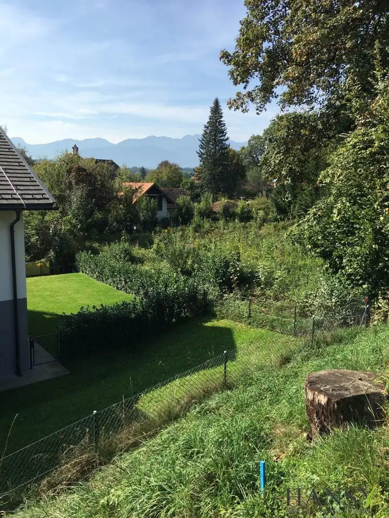 VELDEN AM WÖRTHERSEE: Provisionsfreies Bauprojekt (baugenehmigt für 5 Wohneinheiten!)
