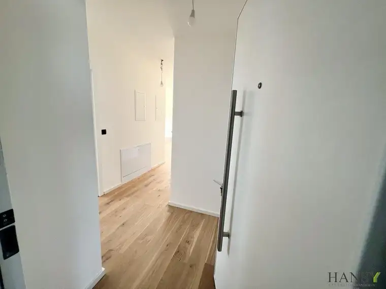 Über den Wolken - Traumhafte Neubau Maisonette-Dachgeschosswohnung mit Blick auf die Gloriette!