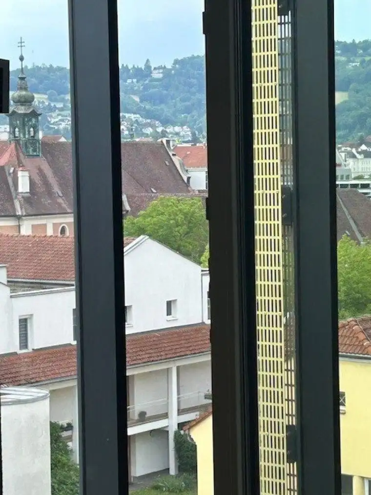 Moderne 2-Zimmer-Wohnung in Linz: Erstbezug mit Loggia und Fußbodenheizung! Nähe Med-Uni