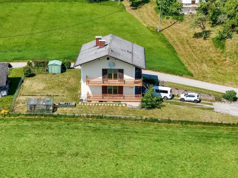 Ruhige Lage mit Bergblick - renoviertes 2 Familienhaus zu verkaufen **ohne Makler**Provisionsfrei**
