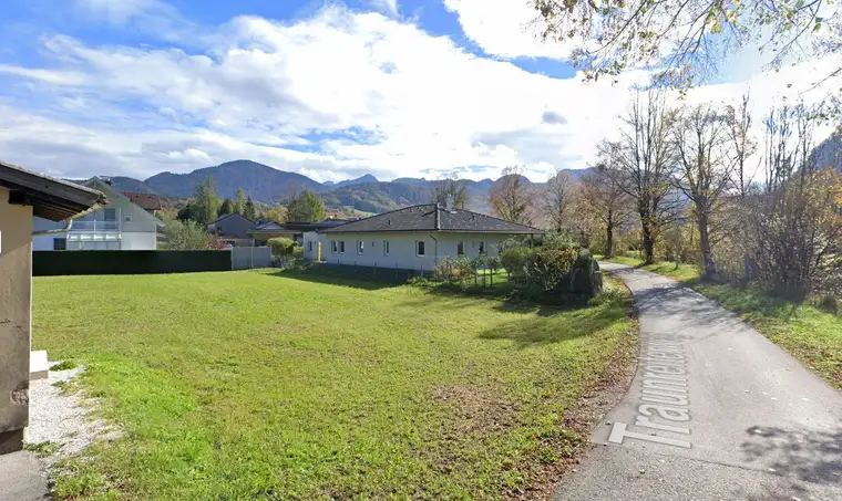 Ruhiger, sonniger ebener Baugrund in Stadtnähe Bad Ischl ohne Bauzwang!