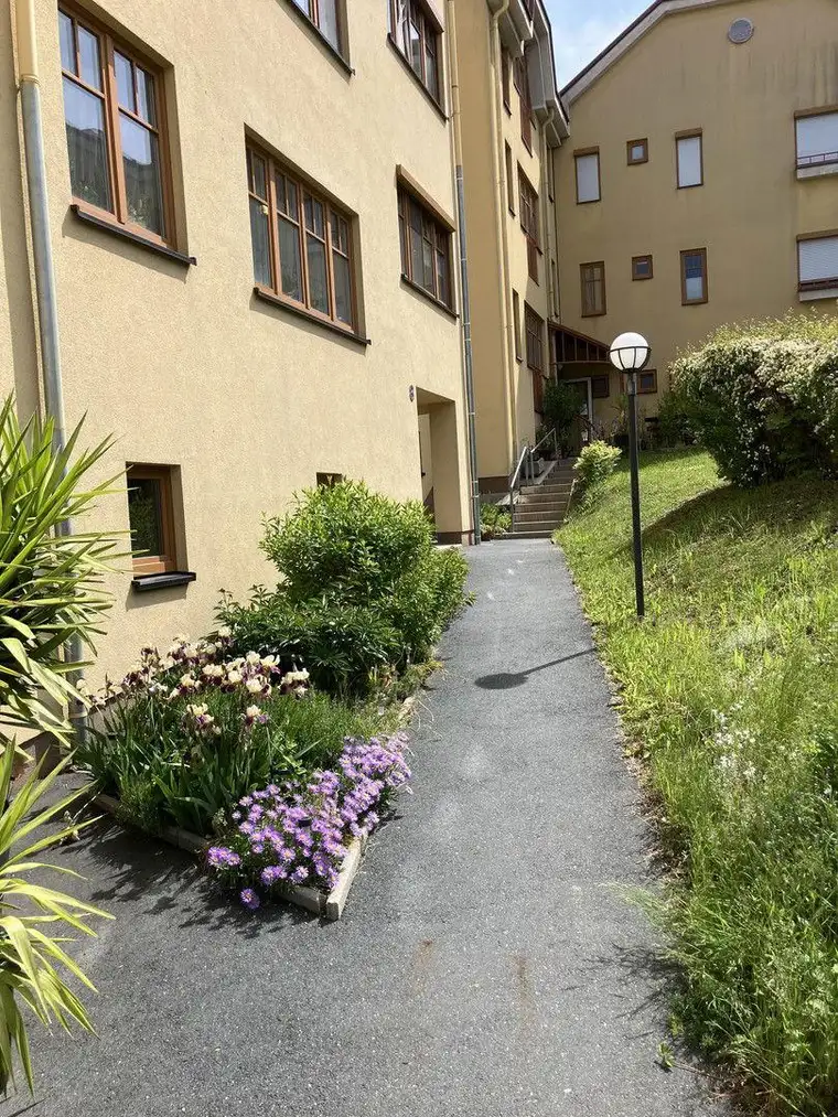 schöne gepflegte 3 Zimmer Wohnung 75m2