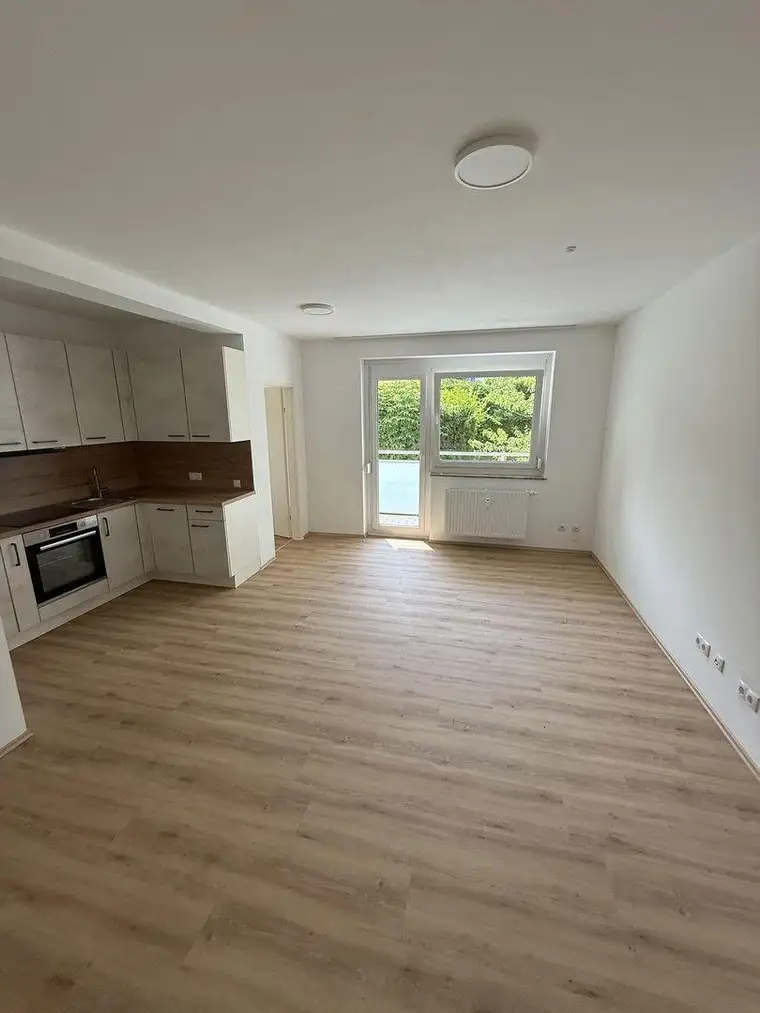 Frisch Sanierte 2-Zimmer-Wohnung in Graz/Straßgang – kernsaniert &amp; sofort beziehbar