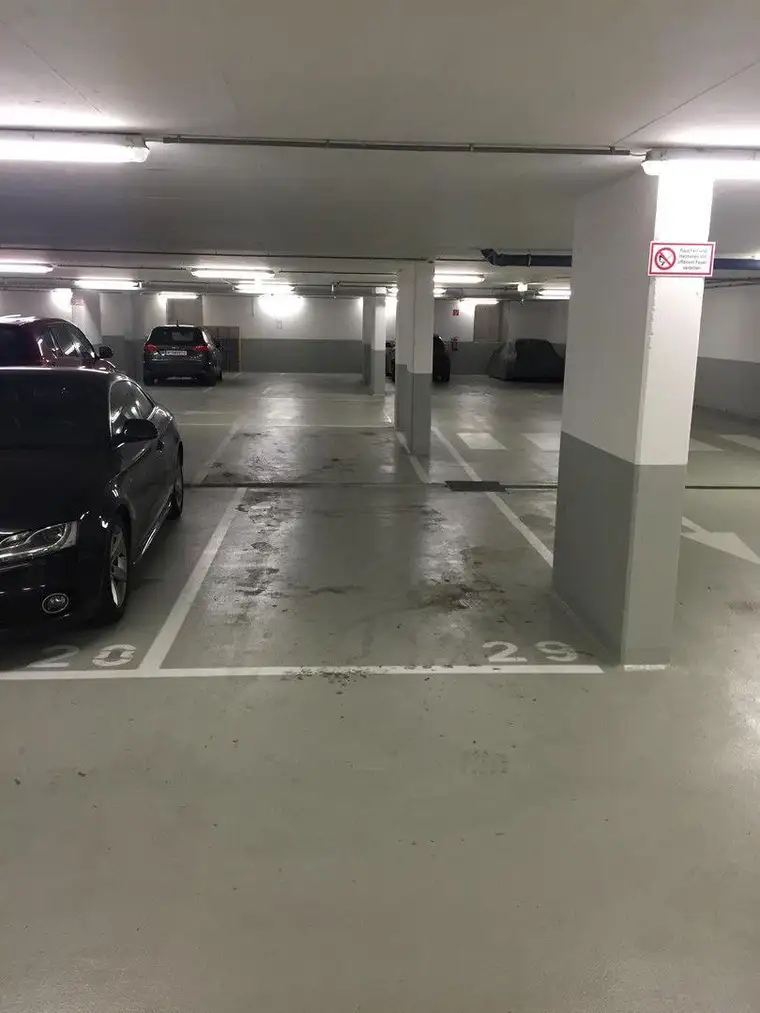 Großer TIEFGARAGENSTELLPLATZ nähe Mariahilferstraße!