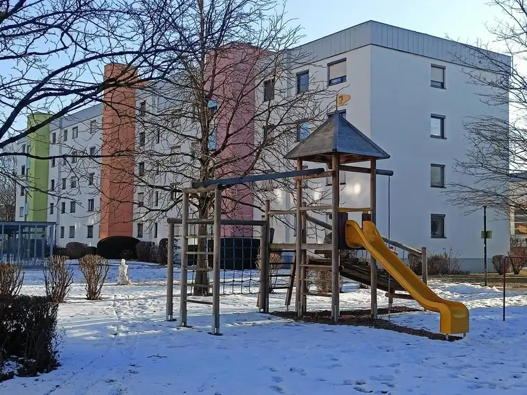 Verkaufe gemütliche Eigentumswohnung in zentraler Grünruhelage