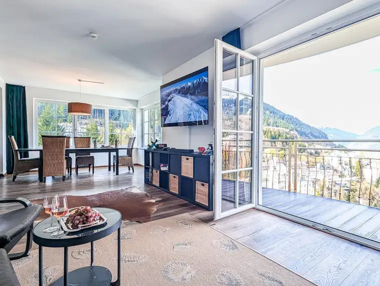 Traumhafter Ausblick: 135m² Panorama-Apartment direkt über dem Wasserfall - provisionsfrei