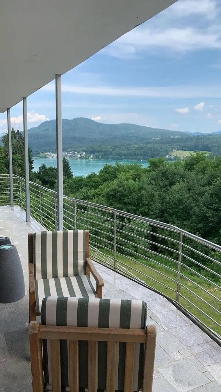 Eigentumswohnung mit Blick auf den Wörthersee