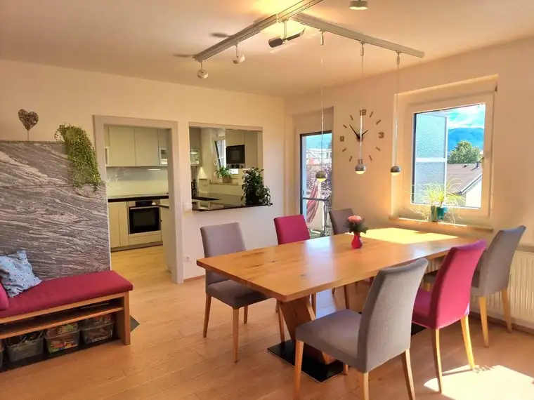 Großzügige Maisonette-Wohnung in Klagenfurt-Waidmannsdorf inkl. 2 Loggien und Panoramablick