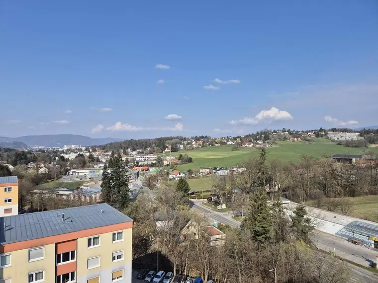 2-Zimmer-Wohnung mit Traum-Aussicht in der Ragnitz; Nähe Uni und LKH