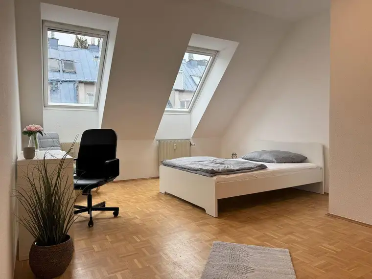 Geschmackvoll eingerichtetes 21m²-Zimmer in 3er WG in bester Lage im 6.Bezirk