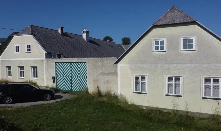 Waldviertler Dreiseithof mit ca. 10.500 m² Grundfläche