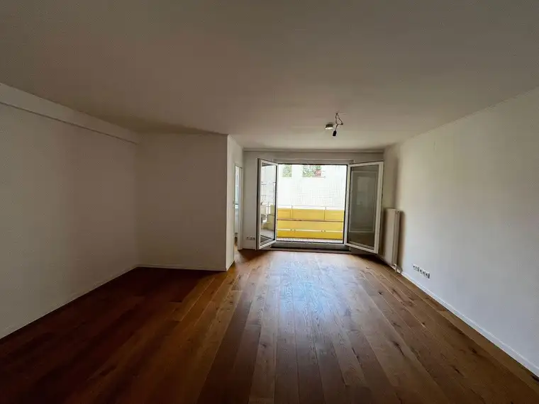 2-Zimmer-Wohnung - perfekte Aufteilung - Balkon - Hofruhelage - Provisionsfrei - ca 57 m²