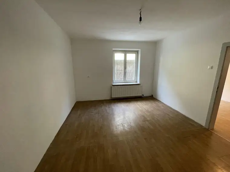 Leistbare 2-3 Zimmer Wohnung zu verkaufen