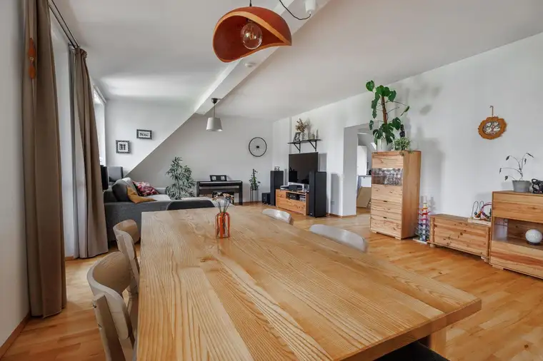 Geräumige Wohnung in zentraler Lage - ruhig &amp; ideal für Familien