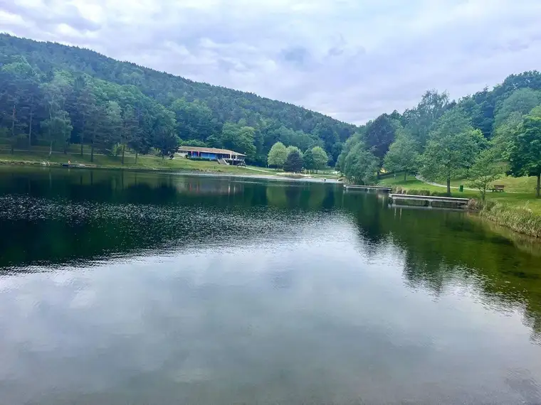 Frühling am Badesee