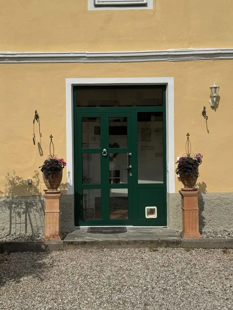 Bauernhaus, Stall, Unterstellplatz