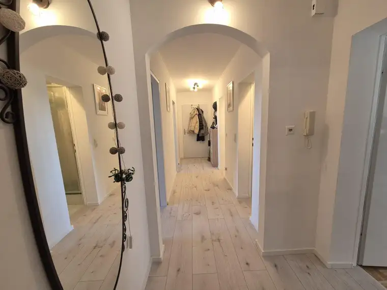 Helle 3-Zimmer Wohnung mit Süd-Loggia in Wals-Himmelreich