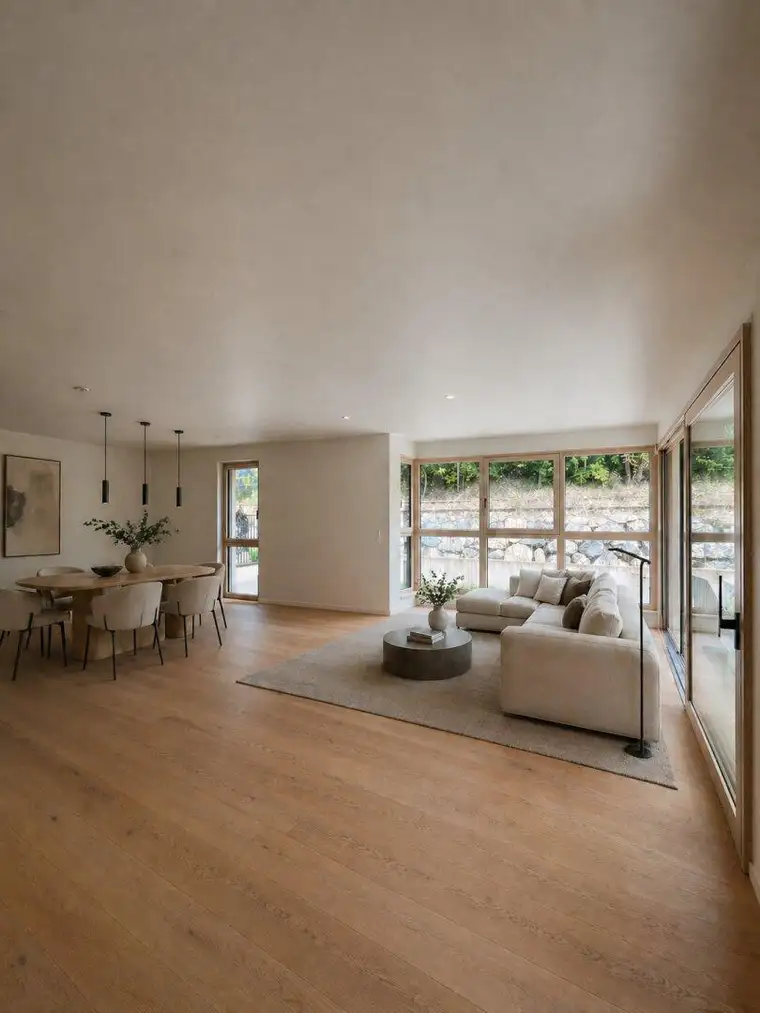 Schöne Maisonettewohnung mit Garten und 2 Terrasssen