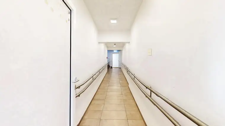 Locus Sanitatis: 169,5 m² Praxisfläche im Gesundheitszentrum Kühnsdorf – Fürsorge und Exquisitio
