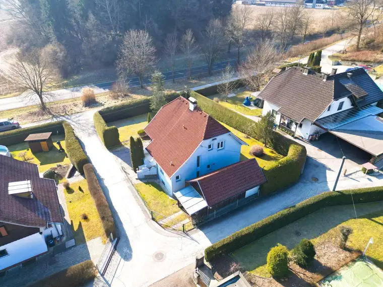Großzügiges Einfamilienhaus in Moosburg – Viel Platz, modernisiert und vielseitig nutzbar