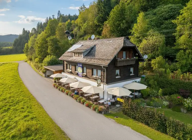 Charmantes Gasthaus mit zwei Wohnungen, großem Grundstück und Carport – ideal für Gastgeber, Familien oder als Ferienbetrieb