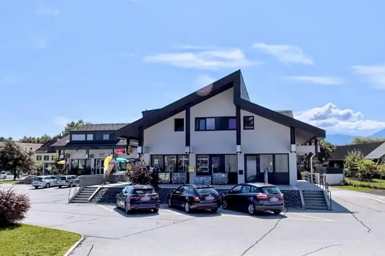 Fertige Praxisfläche im Gesundheitszentrum Kühnsdorf – 169,5 m² für Ordination, Therapie oder Büro