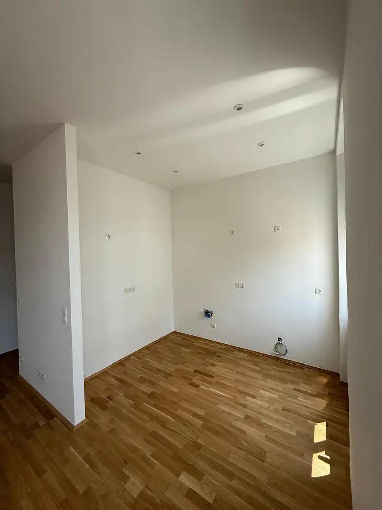 Erstbezug nach Generalsanierung - Stilvolle 3,5-Zimmer-Wohnung in Graz-Lend mit Einbauküche &amp; Klimaanlage