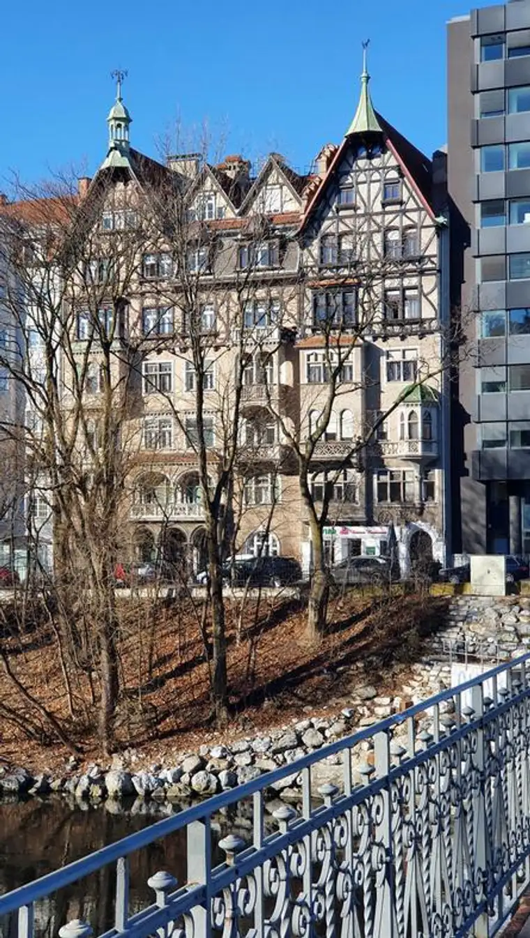 Attraktive 3-Raum-Wohnung mit EBK und Loggia in Graz