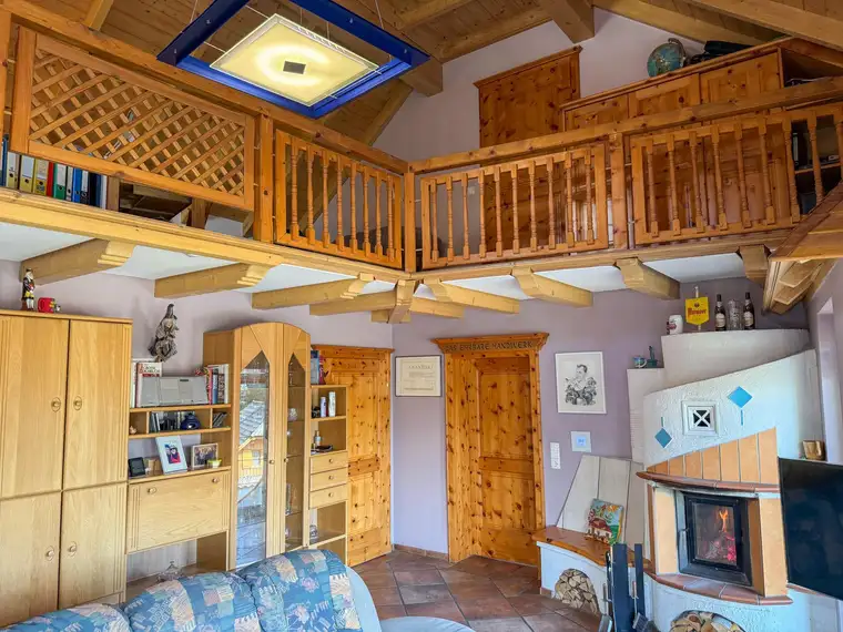 Stilvolles Wohn- und Ferienhaus im Garage und Panoramaterrasse!