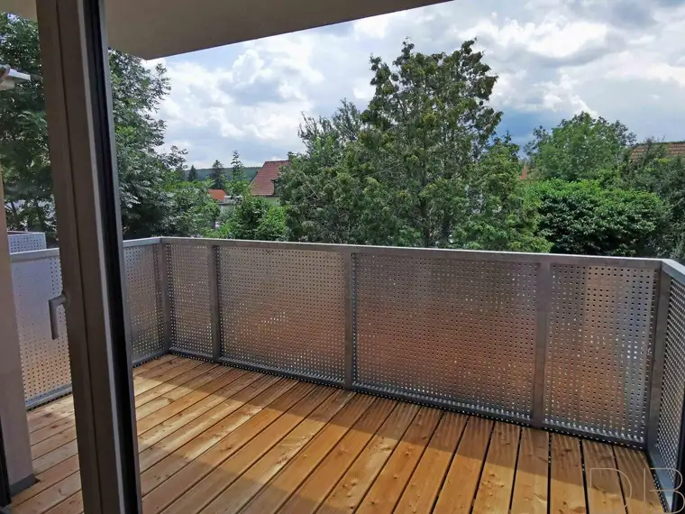 AN ALLE ANLEGER !!! Barrierefreie 3 Zimmer Wohnung mit eigenem Gartenabteil, Balkon und Stellplatz!