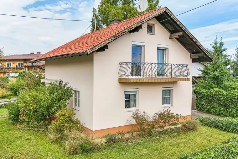 EINFAMILIENHAUS MIT POTENZIAL IN RUHIGER LAGE BEI BRAUNAU AM INN