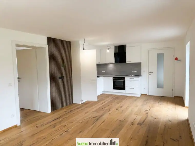 Modernes Zwei-Familienhaus: Naturnah wohnen mit Bachnähe und traumhaftem Bergblick